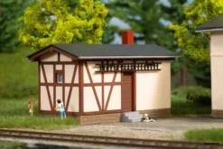 11457 Auhagen Bahnwärterwohnhaus Mit Nebengebäude -Modelfiguren Verkoop 2024 AU11457 2