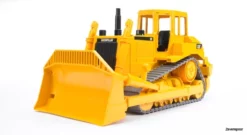 2422 Bruder CAT Bulldozer